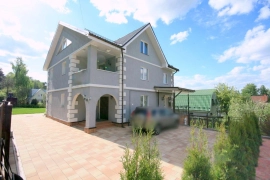 Жилой дом 302 кв.м. 12 соток Иславское