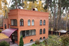 Коттедж 355,5 кв. м «под ключ» в стародачном поселке Загорянский