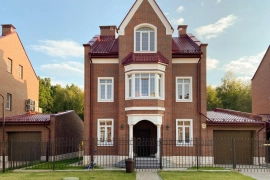 Коттедж 226 м в кп Британика.