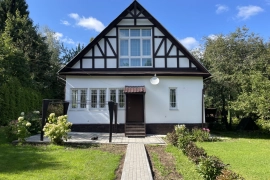 Коттедж 230 м в пос. Летний Отдых.