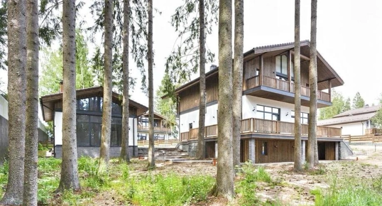 Коттедж 390 кв в КП Руза Шале