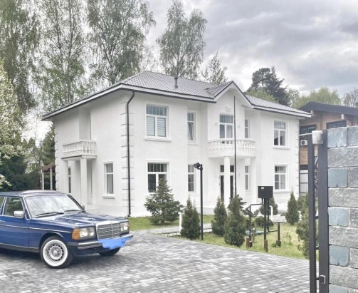 Коттедж 280 кв. м в д. Сальково