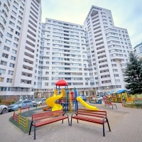 5 комнатная квартира проспект Маршала Жукова