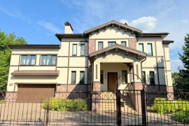 Коттедж 460 кв в КП Европа-1